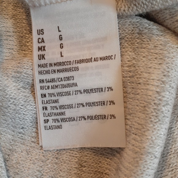 Sweater - Picture 5 of 7